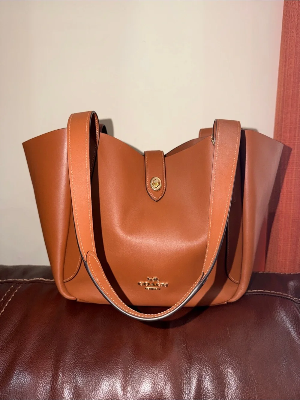 ‼️Coach Hadley Turnlock Leather Shoulder  Bag Tote